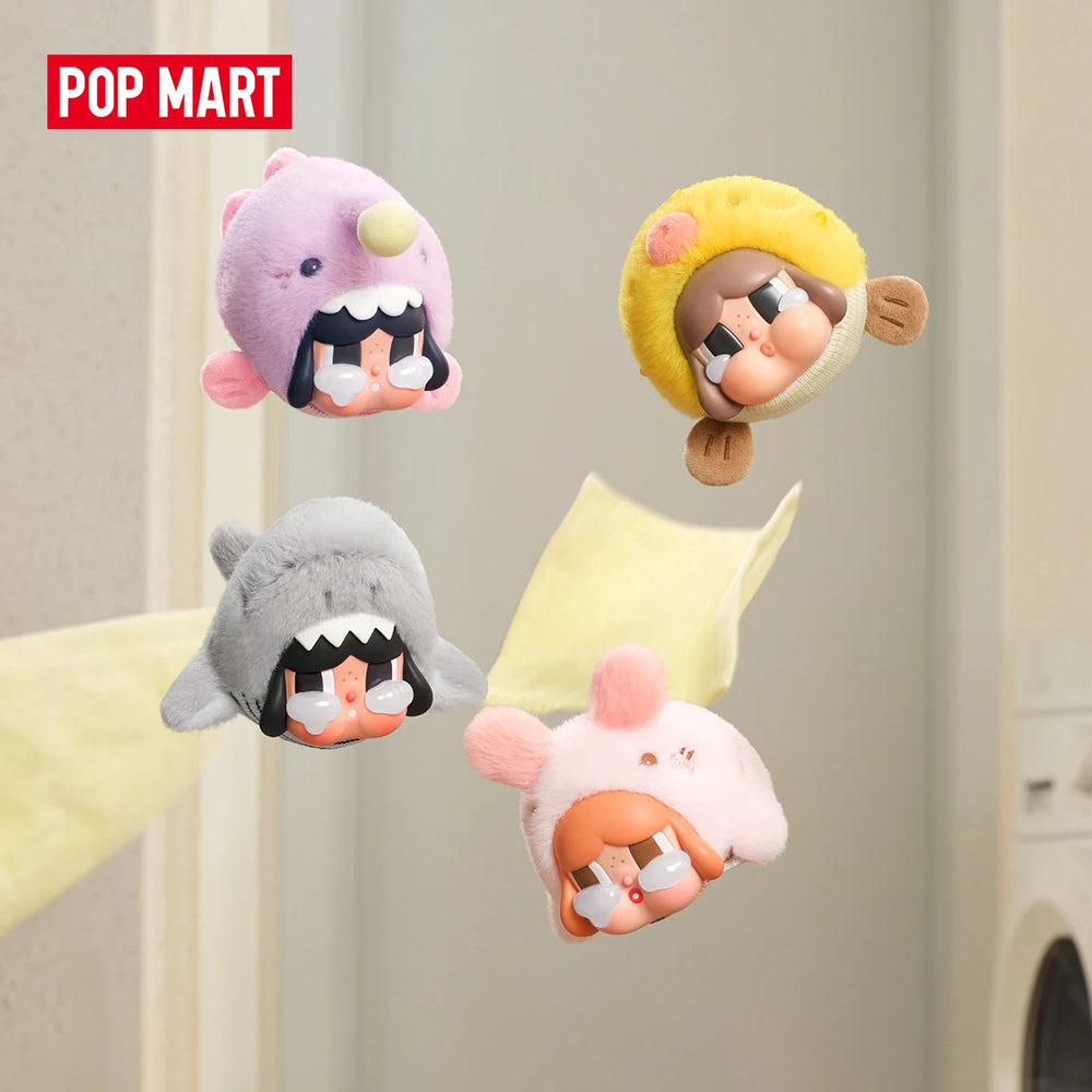 POP MART CRYBABY · Cry Me An Ocean (colgante peluche) · gachapon coleccionable