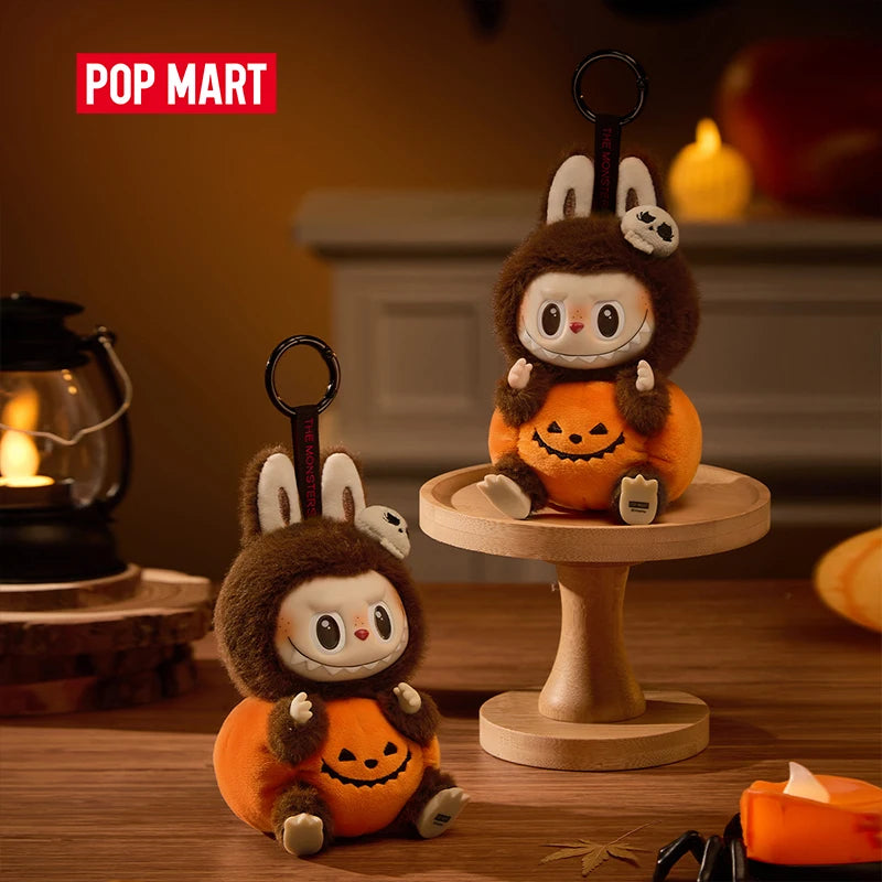POP MART Happy Halloween Party · Pumpkin Sitting (peluche)