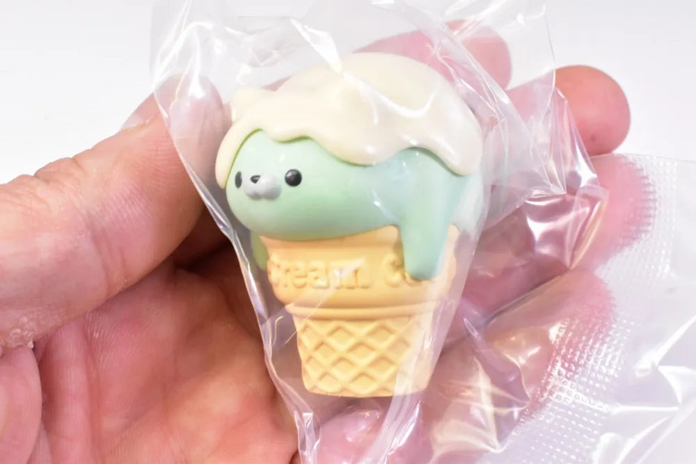 Helados de gato (Qualia) — gachapon japonés, foto 2