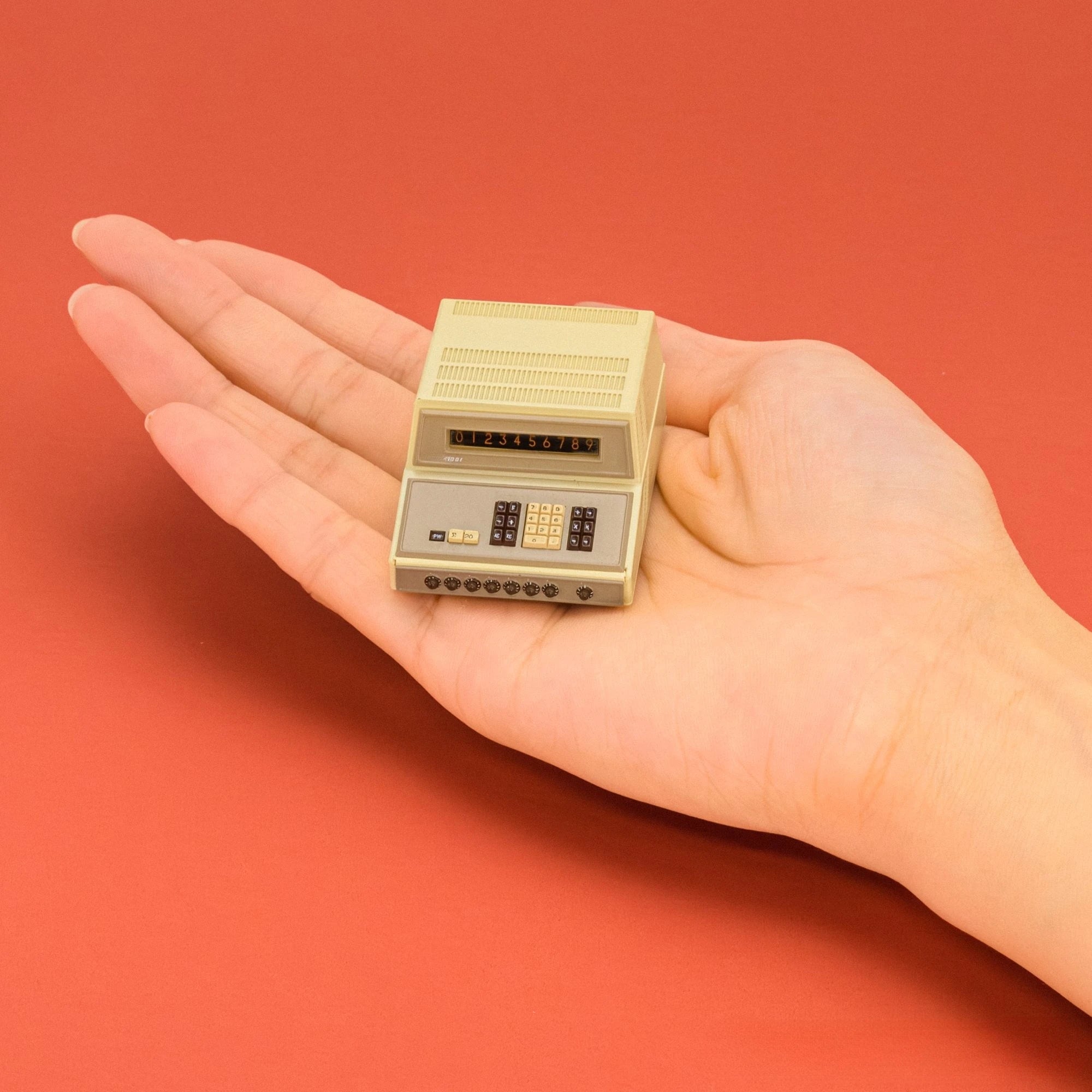 Calculadoras retro mini (Kenelephant) — gachapon japonés, foto 3