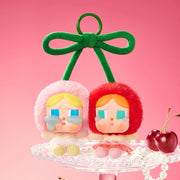 POP MART CRYBABY · Crying for Love (colgante)