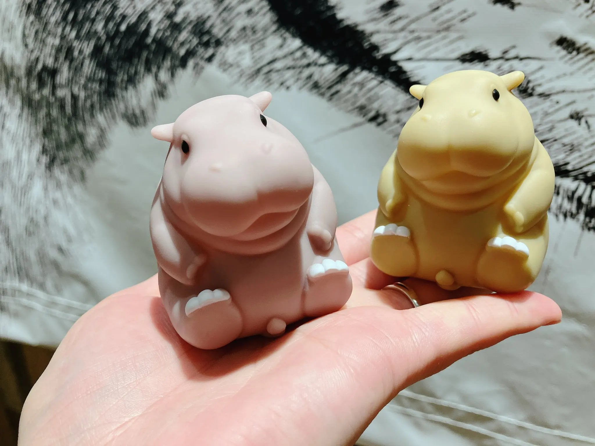 Hipopótamos rechonchos Pukyu — gachapon japonés, foto 3
