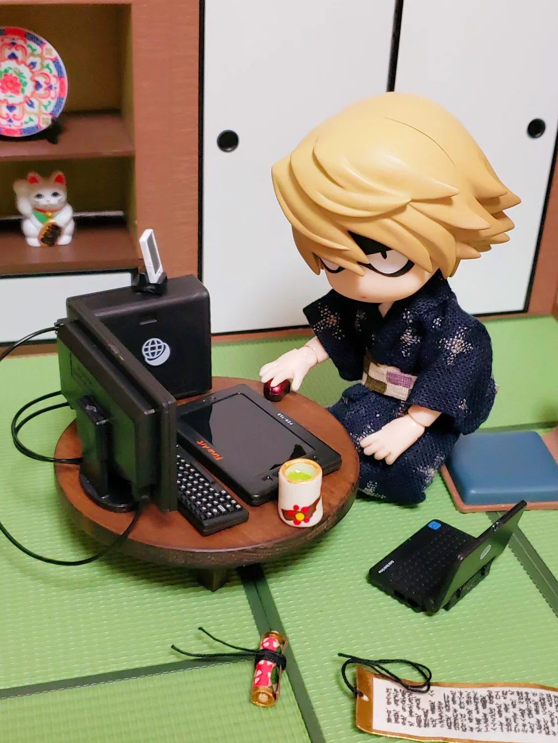 Mini PC y periféricos de bolsillo (Tarlin) — gachapon japonés, foto 2