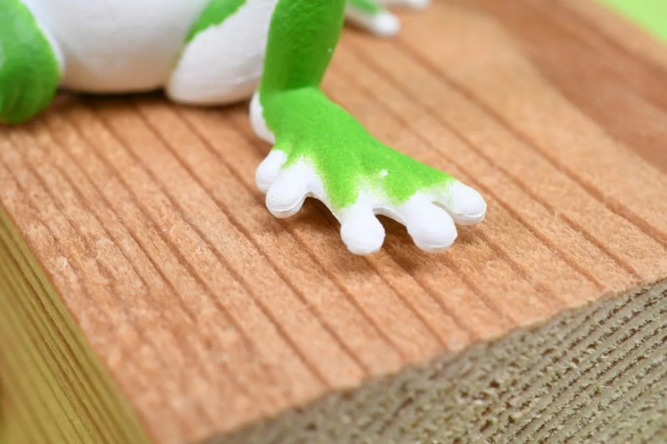Ranita de árbol descansando (Yell) — gachapon japonés, foto 4
