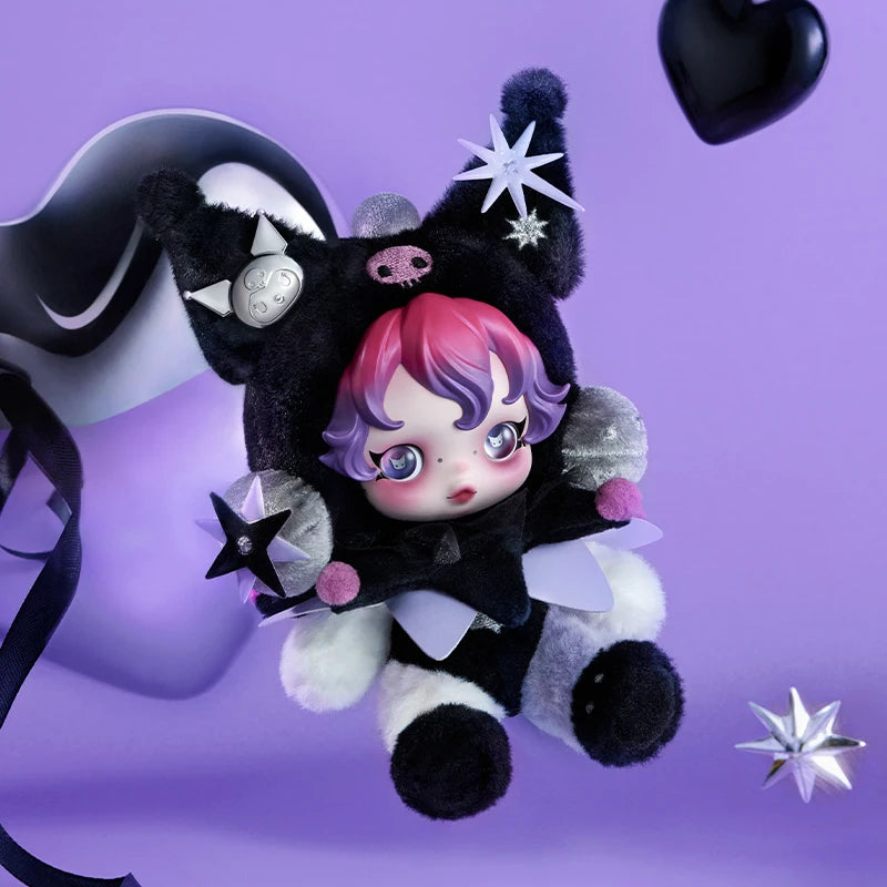 POP MART SKULLPANDA × KUROMI · Colgante de peluche (Sanrio) · gachapon coleccionable