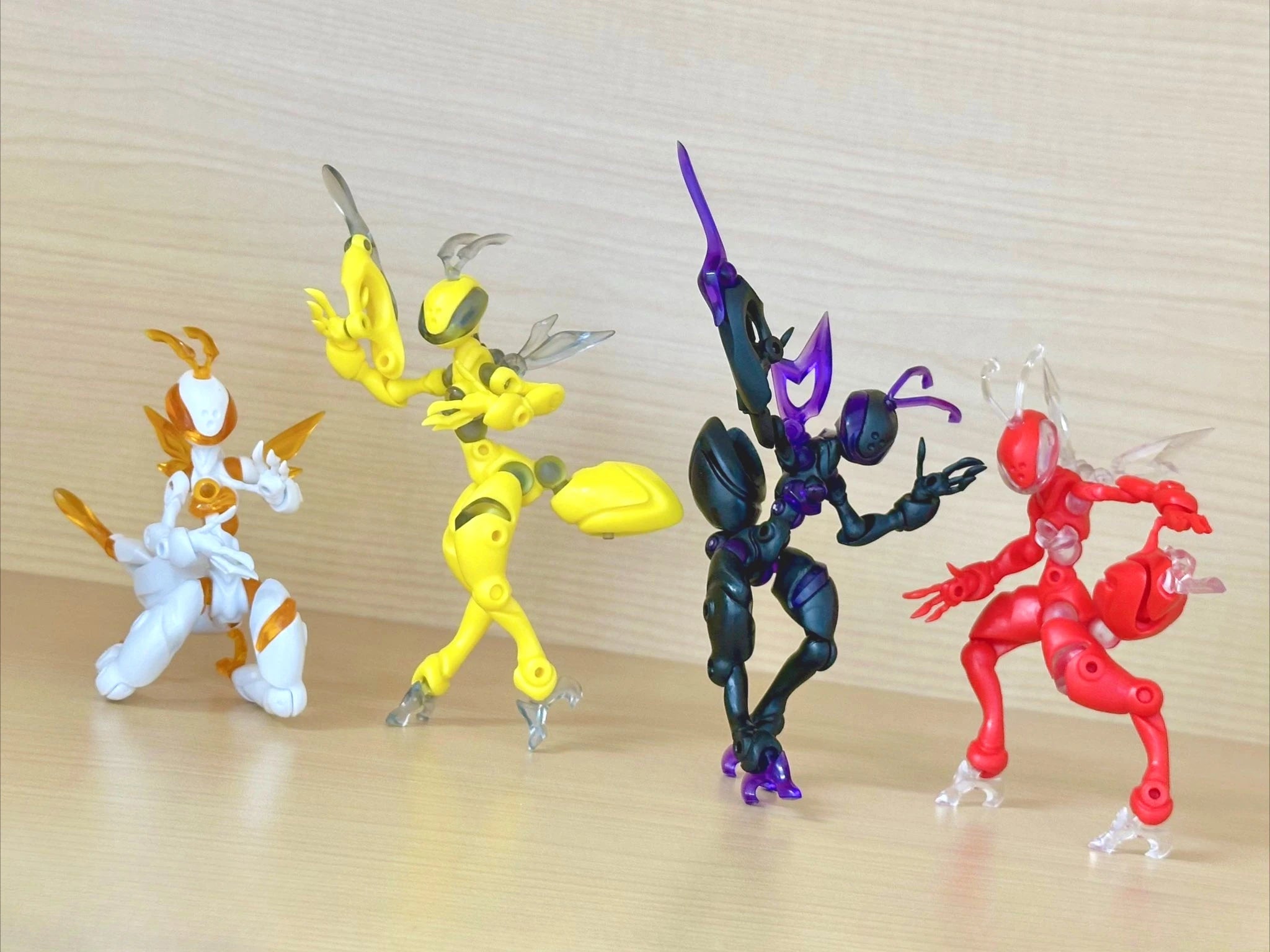FORM Bee Void — robot guerrero (SO-TA) — gachapon japonés, foto 2