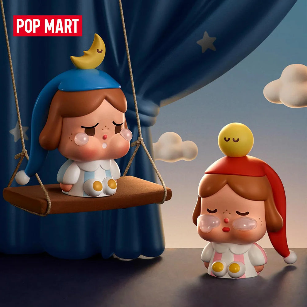 POP MART CRYBABY · Crying to the Moon (Sitting) · gachapon coleccionable