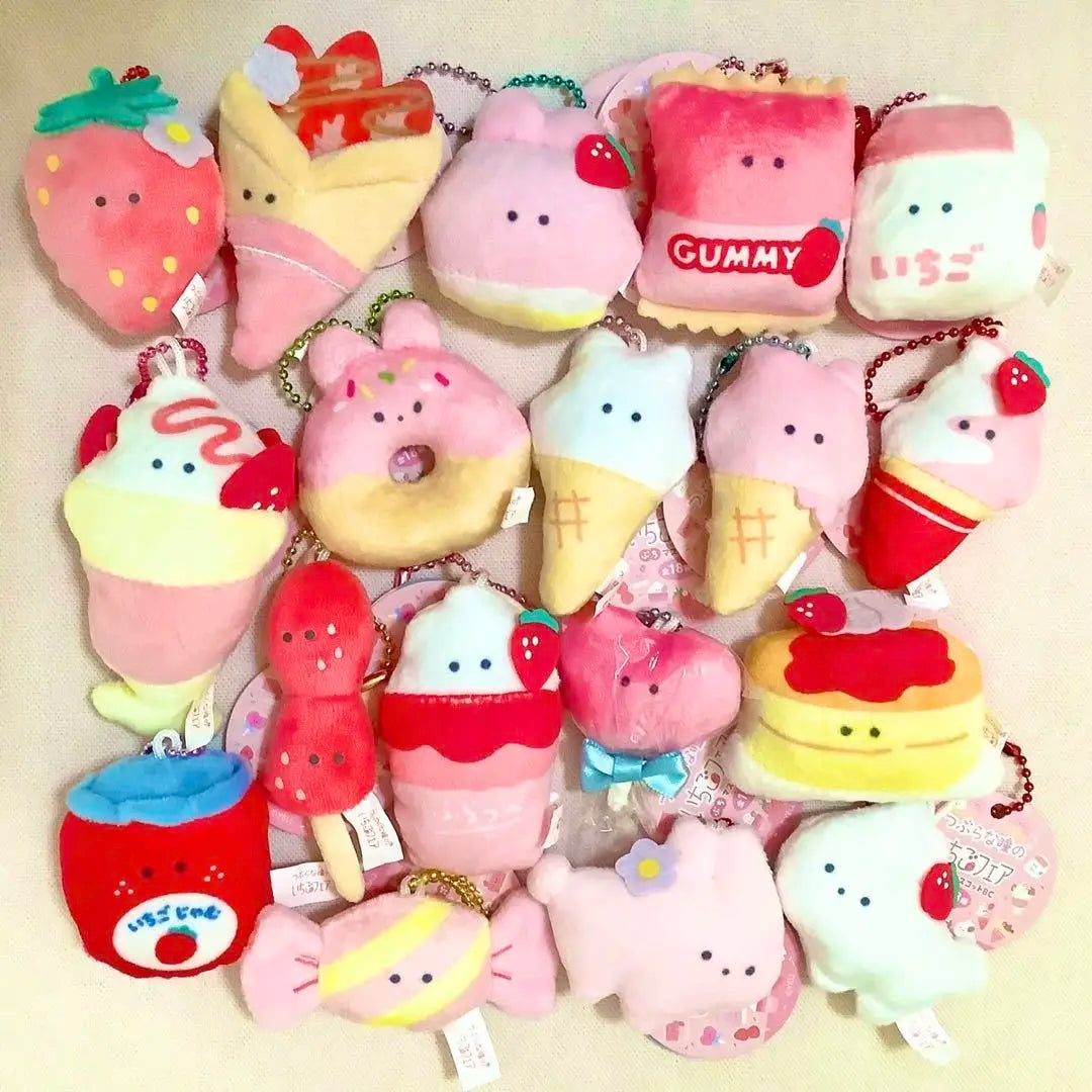 Fresitas de ojos redondos — peluche 6cm (Yell) — gachapon japonés, foto 3