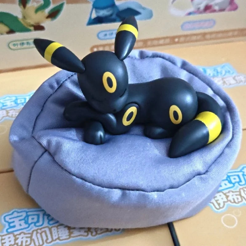 Figuras coleccionables de Eevee y sus evoluciones Pokémon kawaii de estilo japonés para escritorio — Don Gachapón