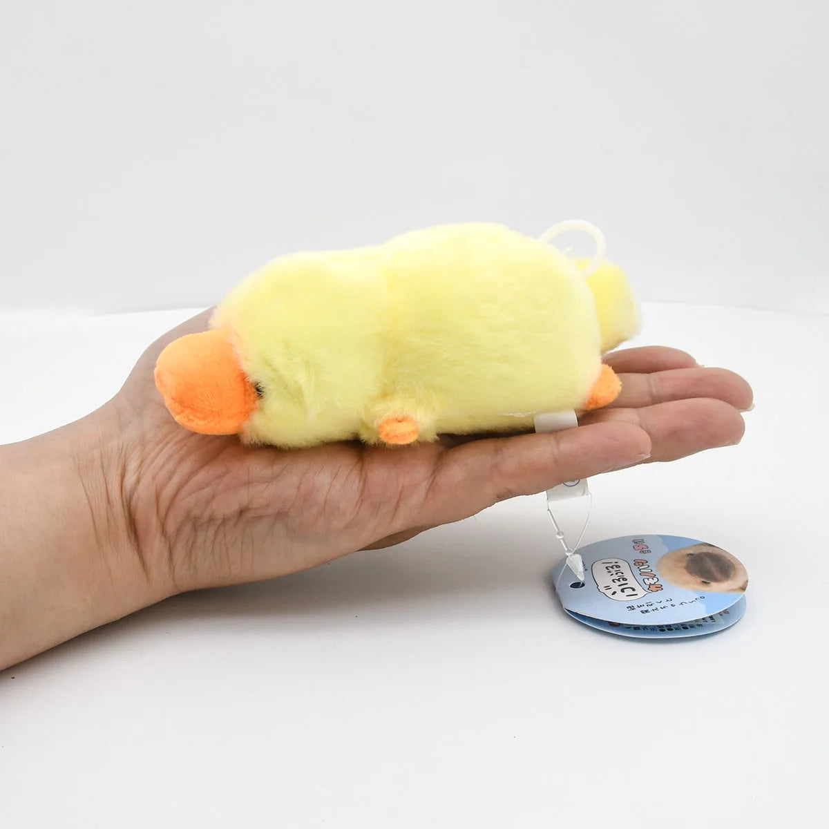 Ornitorrincos en columpio (Yell) — gachapon japonés, foto 3