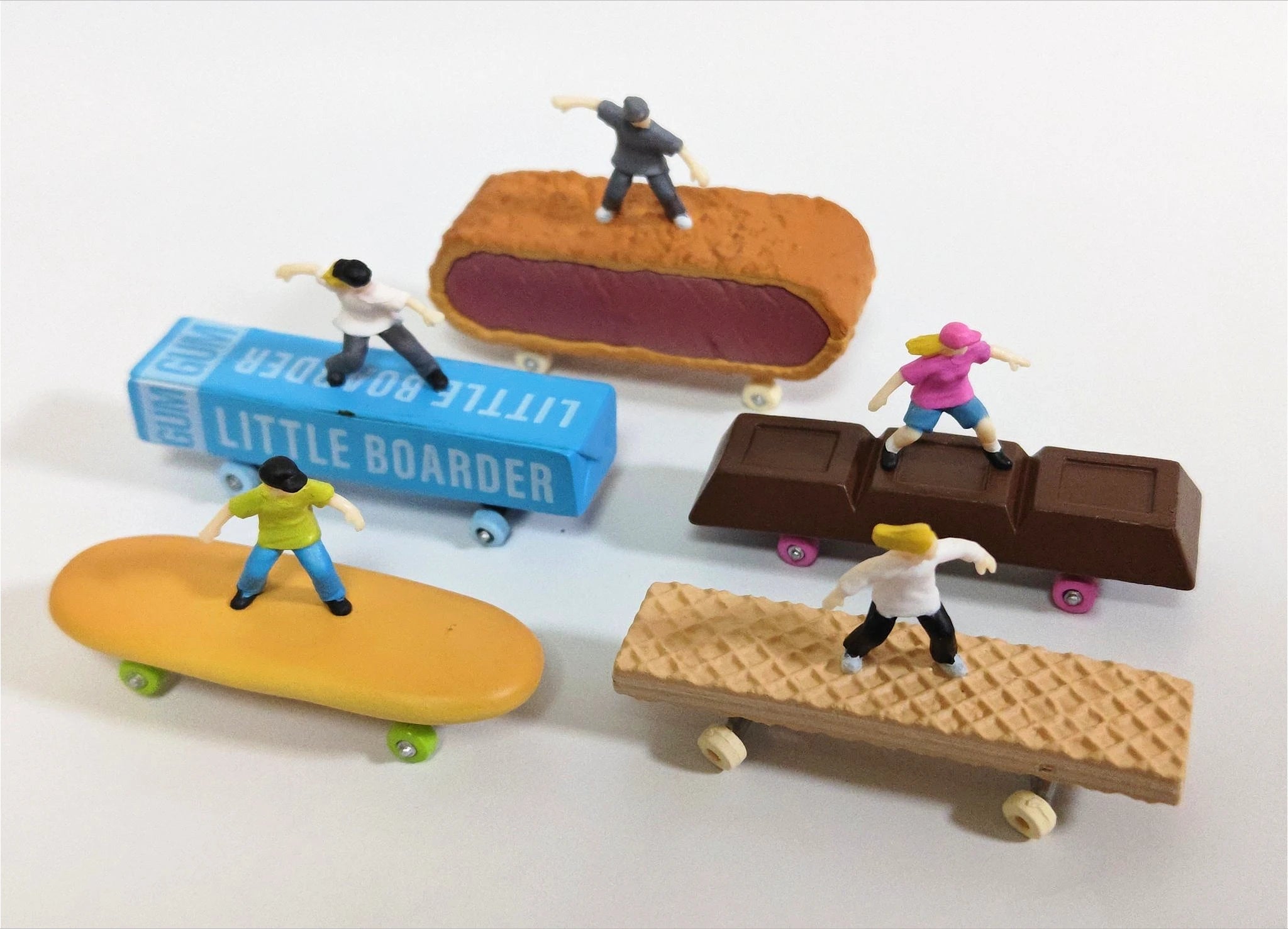 Little Boarders sobre piedras (Stasto) — gachapon japonés, foto 2