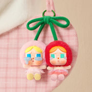 POP MART CRYBABY · Crying for Love (colgante)