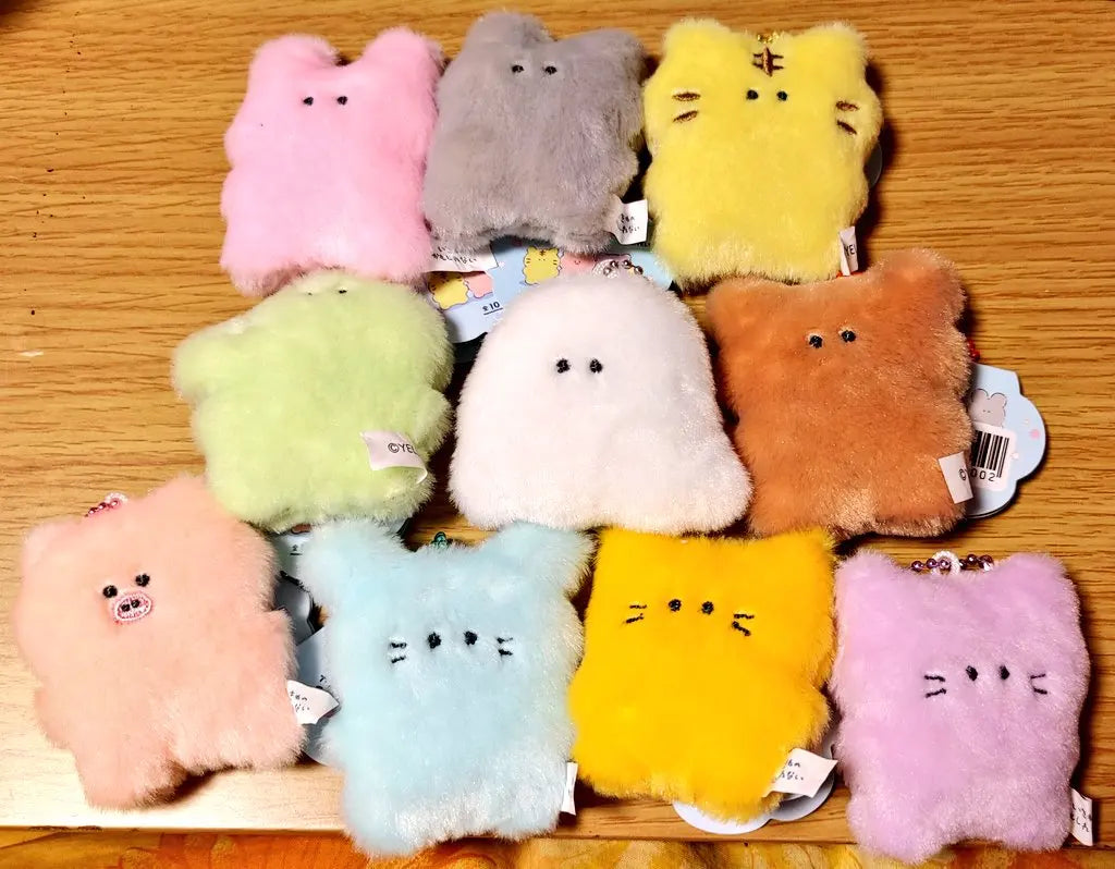 It May Be a Living Thing (Yell) — gachapon japonés, foto 3